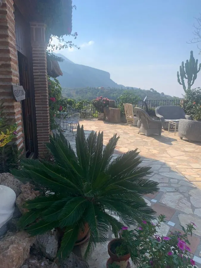 **  Hotel Rural Los Jarales Istán Spanien