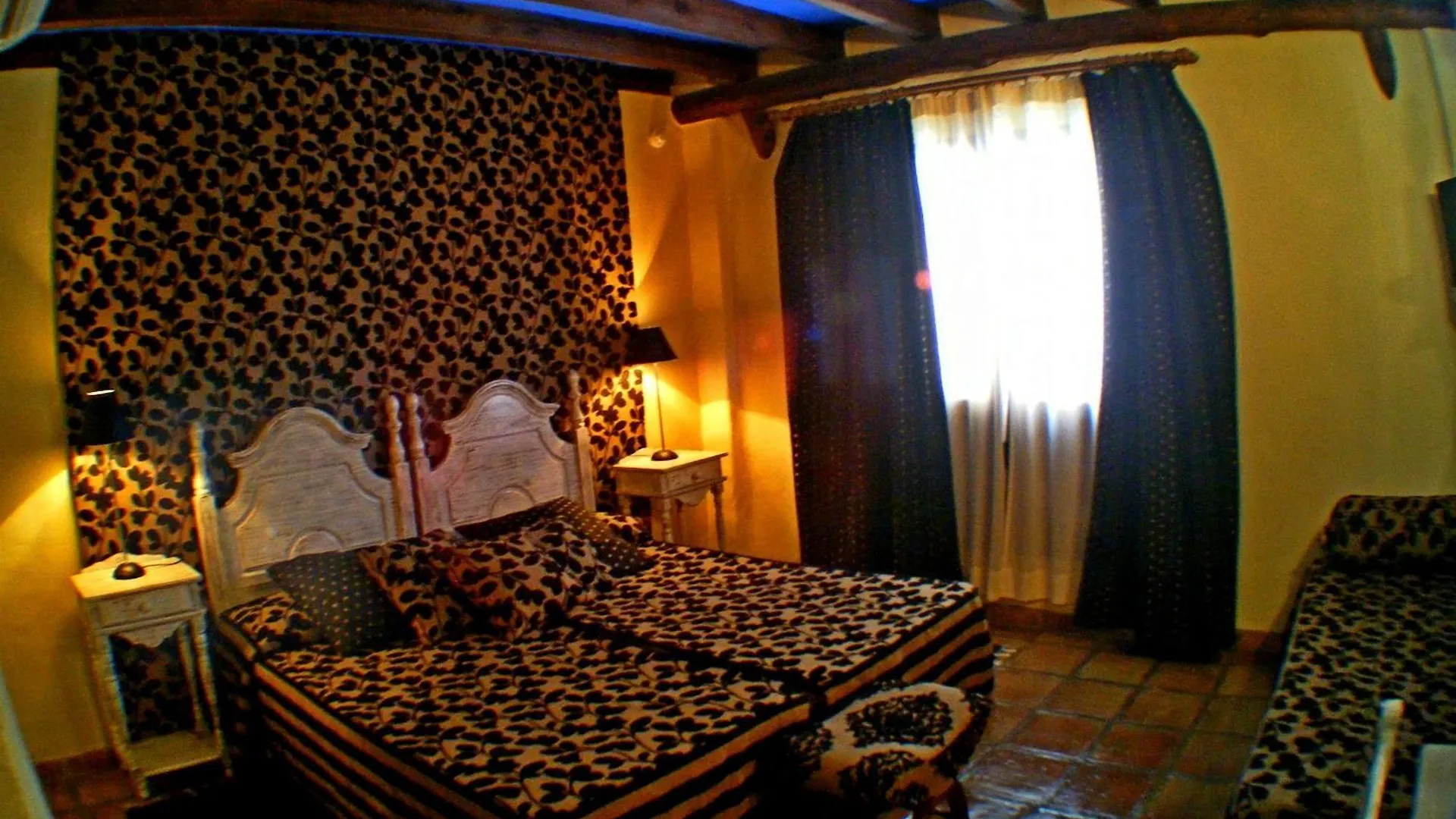 Hotel Rural Los Jarales Istán