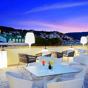 Eurostars Puerta Real Hotell