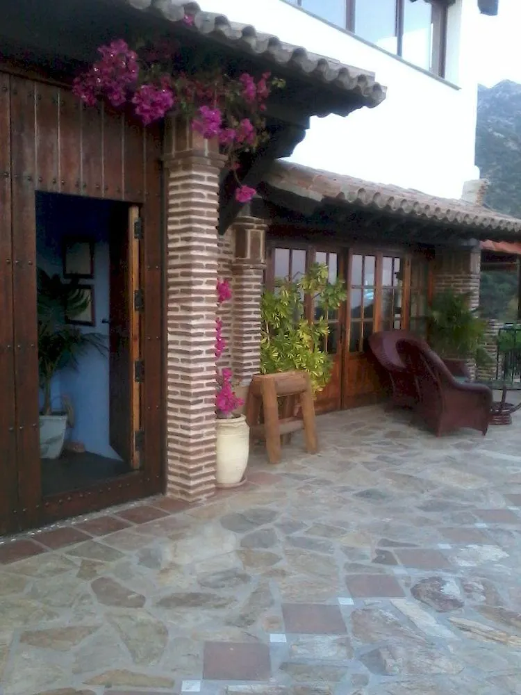 Hotel Rural Los Jarales Istan